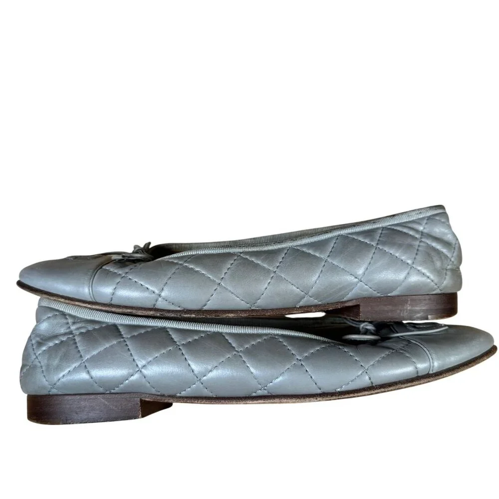 Chanel CC Cap Toe Quilted Silver Gray Lambskin Leather Ballet Flats EU 37 US 7 - Picture 5 of 11